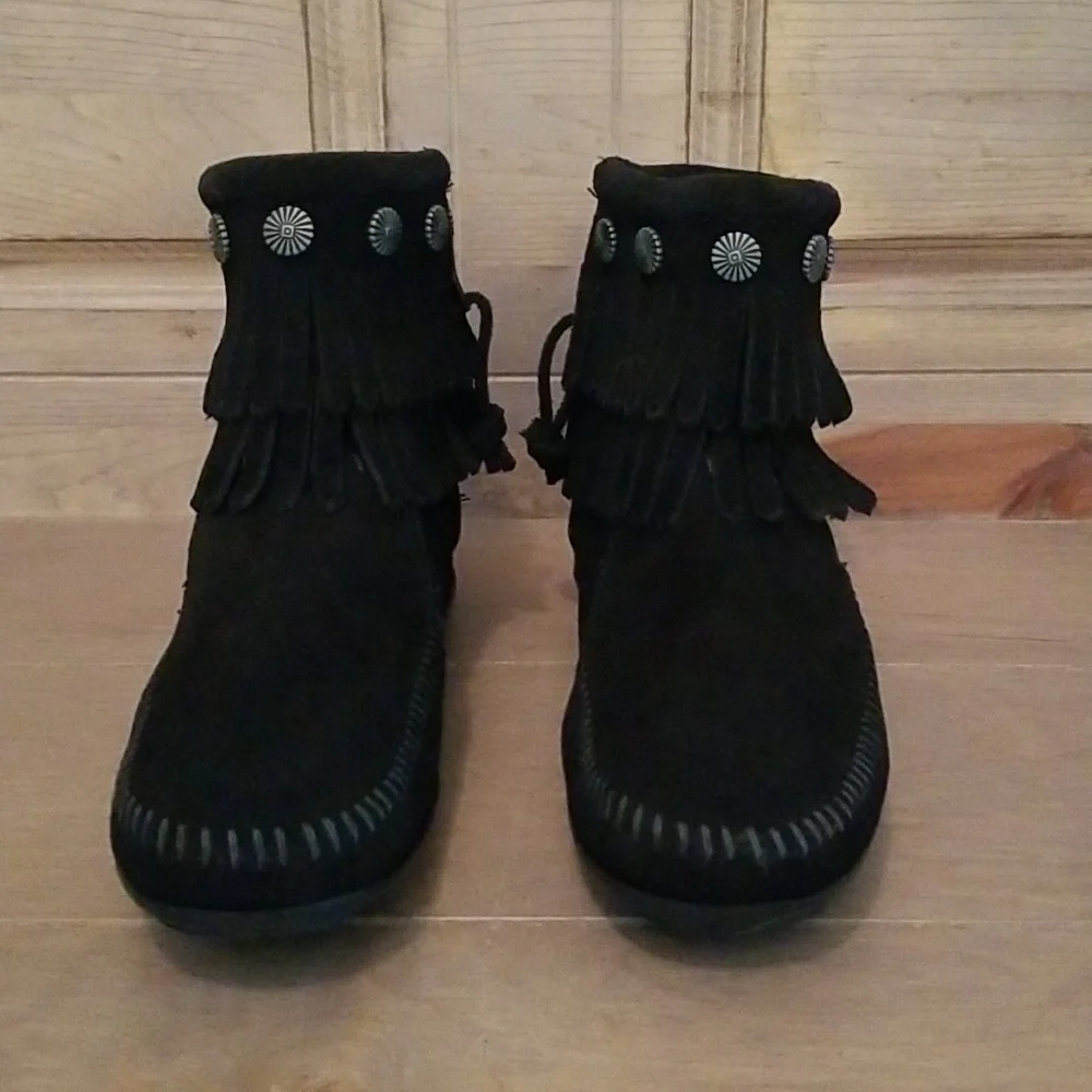 Minnetonka Suede Ankle Boot